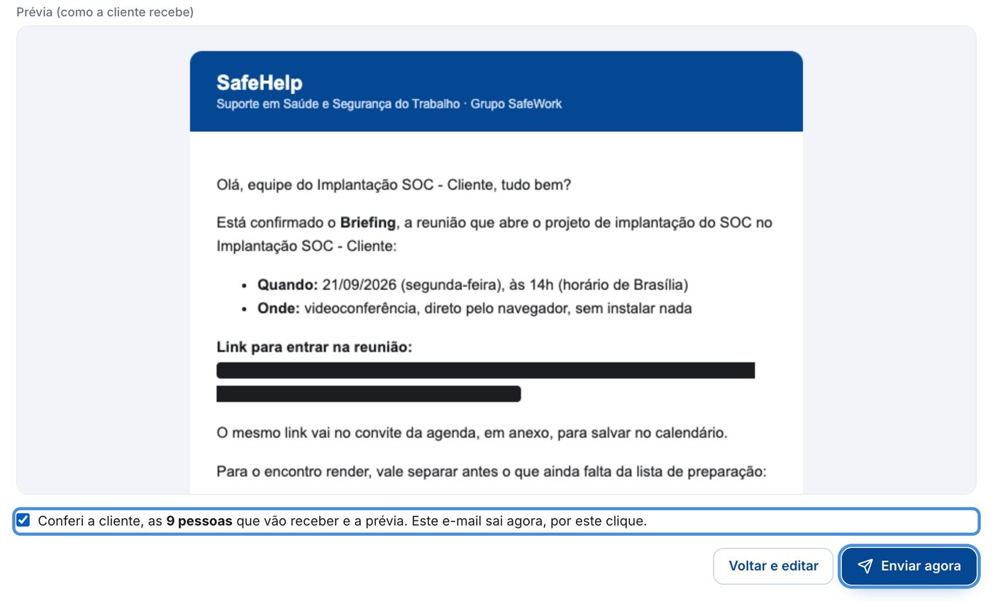 A conferência antes do envio: a prévia do e-mail exatamente como a clínica recebe e a confirmação de quem vai receber, antes do clique em Enviar agora.